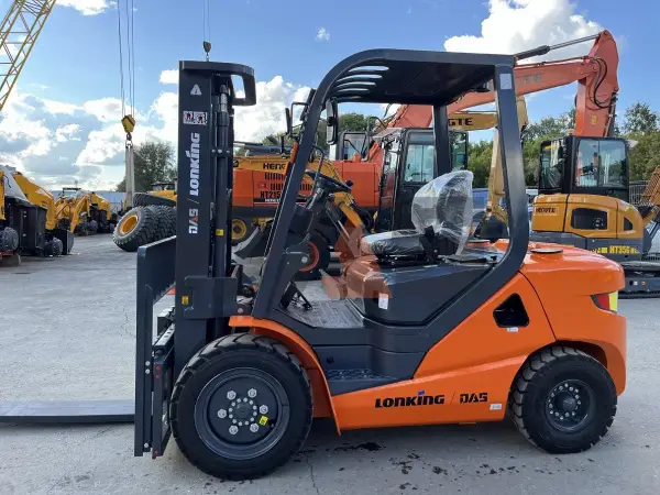 Дизельный вилочный погрузчик Lonking FD30T купить в Красноярске