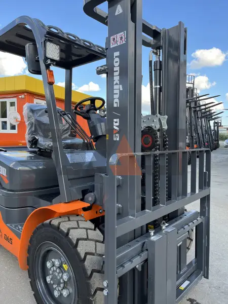 Дизельный вилочный погрузчик Lonking FD30T купить в Красноярске