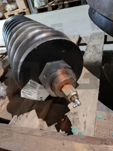 Натяжитель цепи (гусеницы) CDM6225