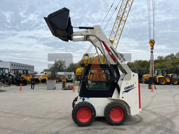 Мини-погрузчик Lonking CDM307 купить в Красноярске