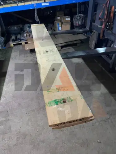 Нож ковша Lonking ZL50C (2253х264х30) угольный ковш с отверстиями (СТ45)