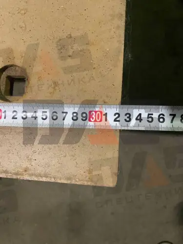 Нож ковша XCMG LW300F (2484х320х20) с отверстиями (СТ45) (12 отверстий) н/о