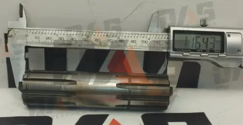 Вал привода насосов КПП 10 шлицов LW300F