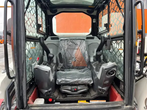 Мини-погрузчик Lonking CDM315T купить в Красноярске