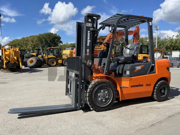 Дизельный вилочный погрузчик Lonking FD30T купить в Красноярске