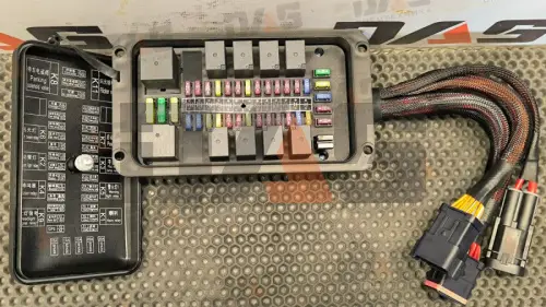 Блок предохранителей CDM6210W/CDM6150W оригинал